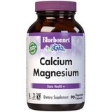 Frasco frontal de Bluebonnet calcio y magnesio en cápsulas vegetales, 90 cápsulas