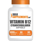 Frasco de suplemento BulkSupplements Cianocobalamina 5000 mcg 60 cápsulas blandas