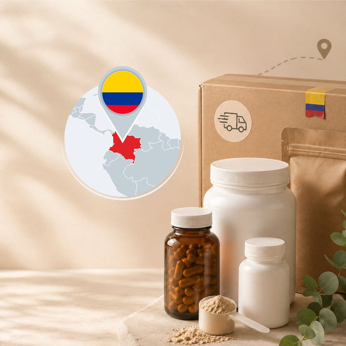 Suplementos con caja de envío y señal de entrega rápida en Colombia, con frascos de suplementos y fondo beige para la colección Entrega rápida en Colombia.