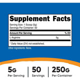Etiqueta Supplement Facts de Nutricost L-arginina 250 gramos con información de porción y contenido