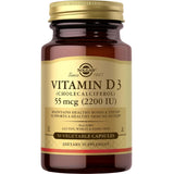 Solgar vitamina D3 55 mcg / 2200 IU en frasco de 50 cápsulas vegetales