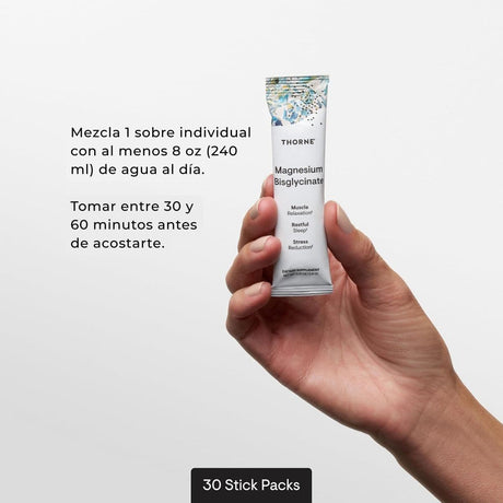 Imagen de modo de uso de THORNE Magnesio bisglicinato con sobre individual y recomendación de mezcla con agua.